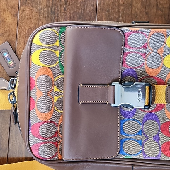 Coach Track Pack In Rainbow Signature Canvas - Picture 2 of 14